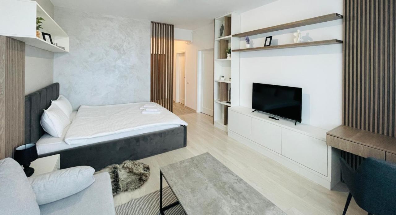 Q Royal Apartment - Palas Center Jassy Zewnętrze zdjęcie